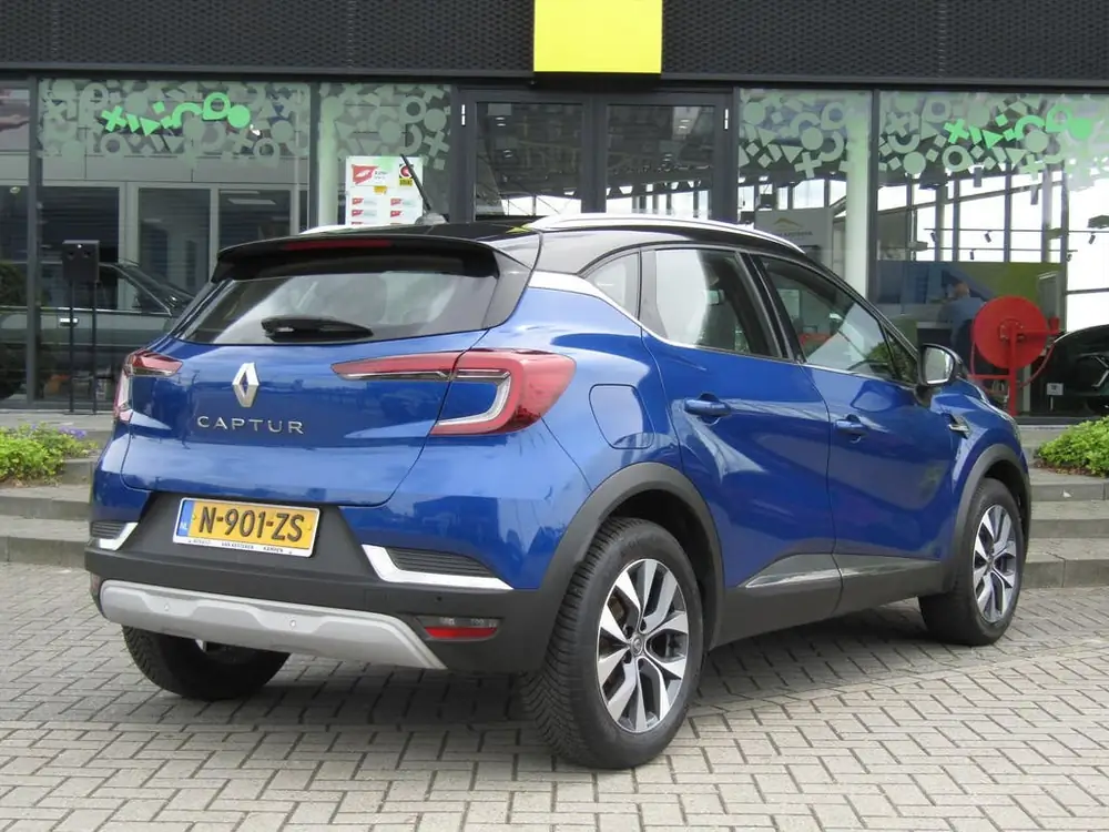 Renault Captur TCe 101pk Intens / Navigatie / Dakrails / 4 S uit 2020, foto 2