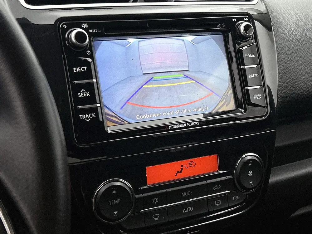 Mitsubishi Space Star 1.2 Advance uit 2019, foto 12