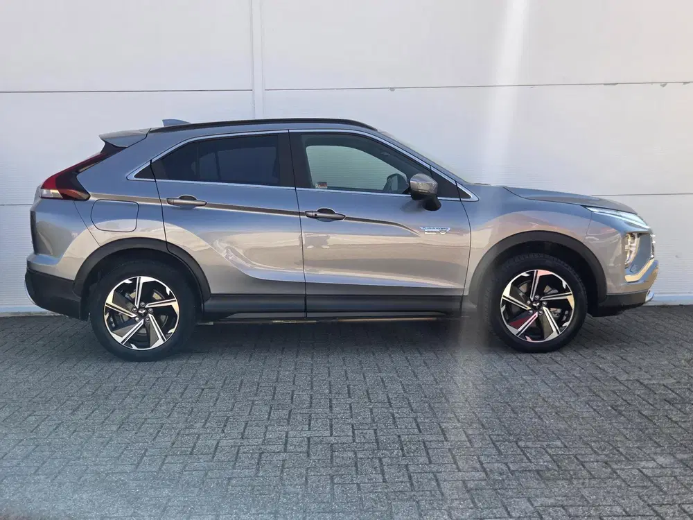 Mitsubishi Eclipse Cross 2.4 PHEV Intense+ uit 2022, foto 12