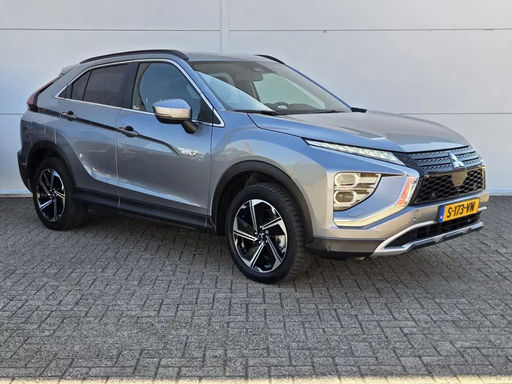 Mitsubishi Eclipse Cross 2.4 PHEV Intense+ uit 2022, foto 13
