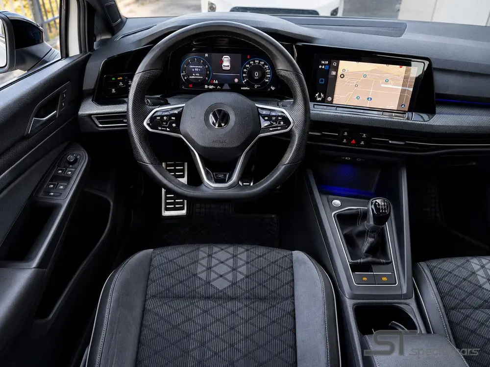 Volkswagen Golf 1.5 TSI R-Line|Winter Pakket|18 inch uit 2020, foto 10