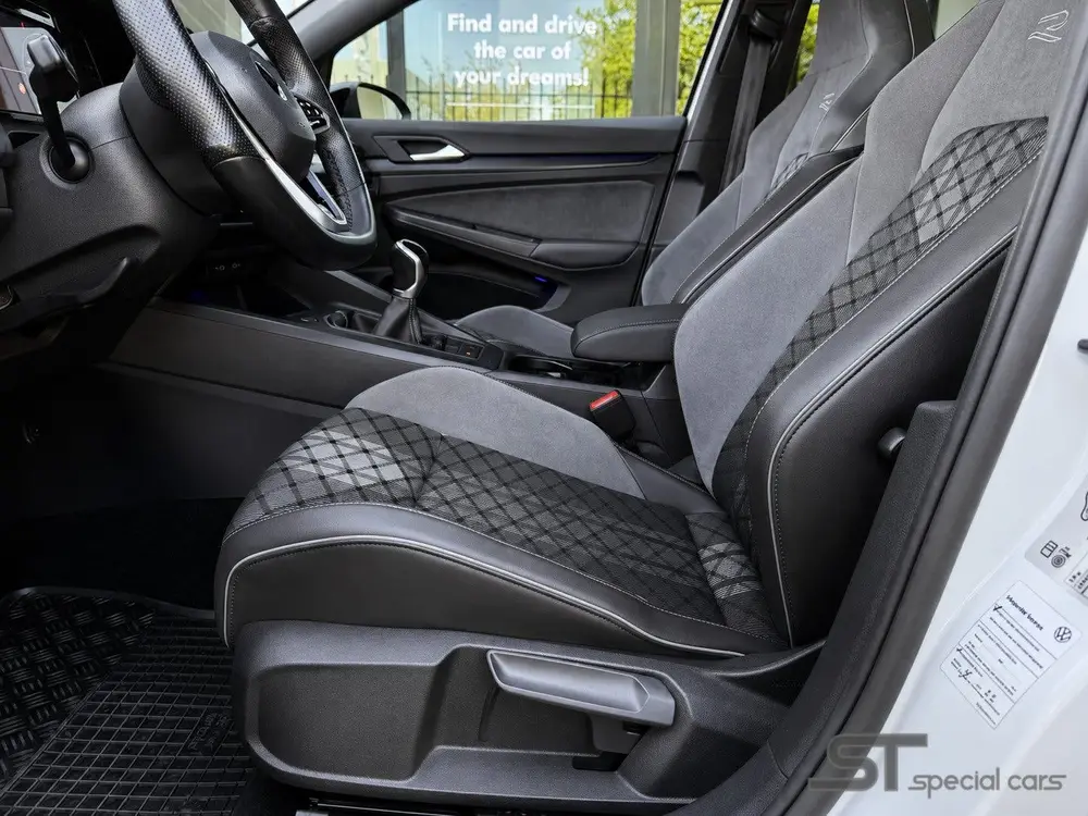 Volkswagen Golf 1.5 TSI R-Line|Winter Pakket|18 inch uit 2020, foto 13