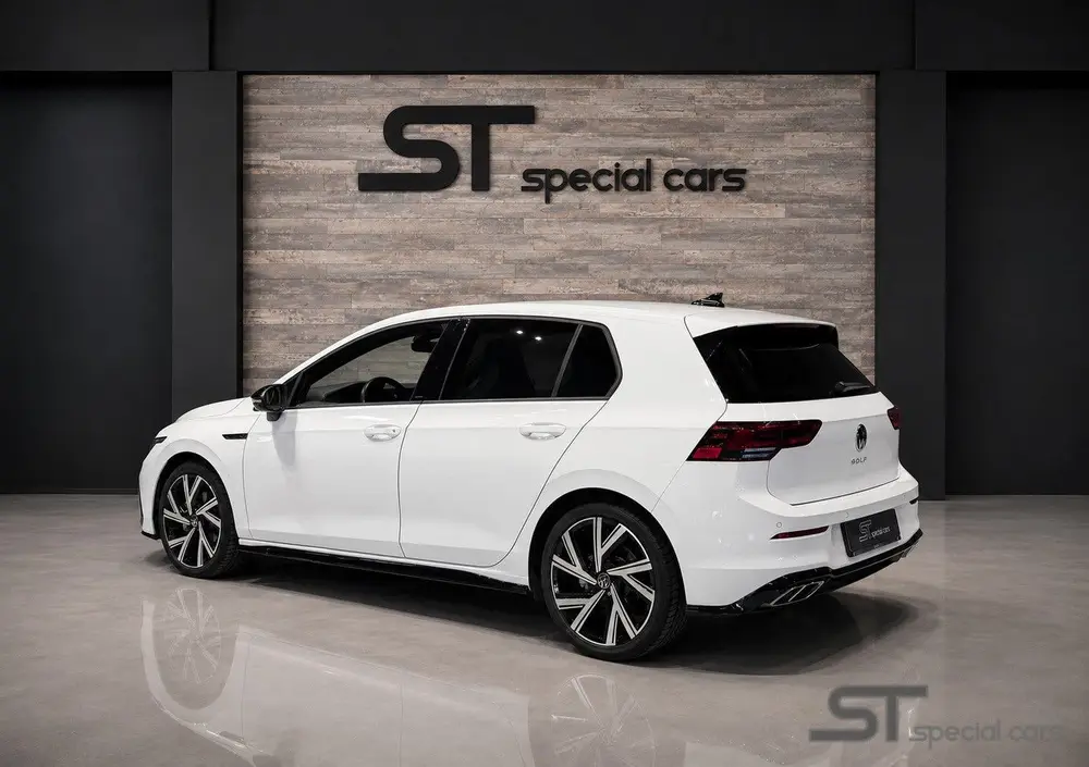Volkswagen Golf 1.5 TSI R-Line|Winter Pakket|18 inch uit 2020, foto 2