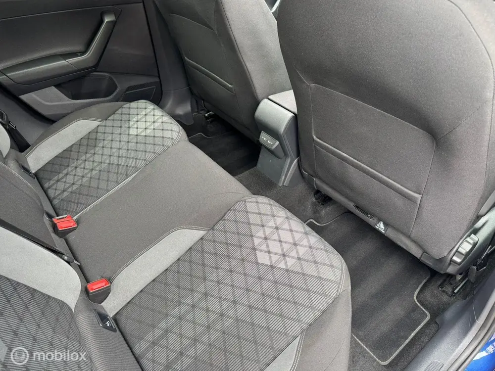 Volkswagen Polo VW Polo DSG 3x R-Line IQ Light Pano Camera ACC Garantie uit 2022, foto 12