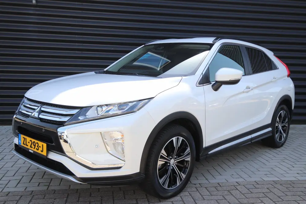 Mitsubishi Eclipse Cross 1.5 DI-T Intense S Leder uit 2019, foto 19