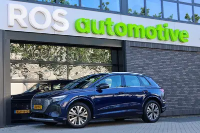 Audi Q4 e-tron 35 Launch edition Advanced Plus 55 kWh uit 2023