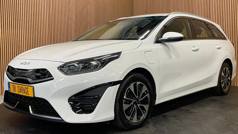 Kia Ceed 1.6 GDI PHEV DynamicLine uit 2021, foto 5