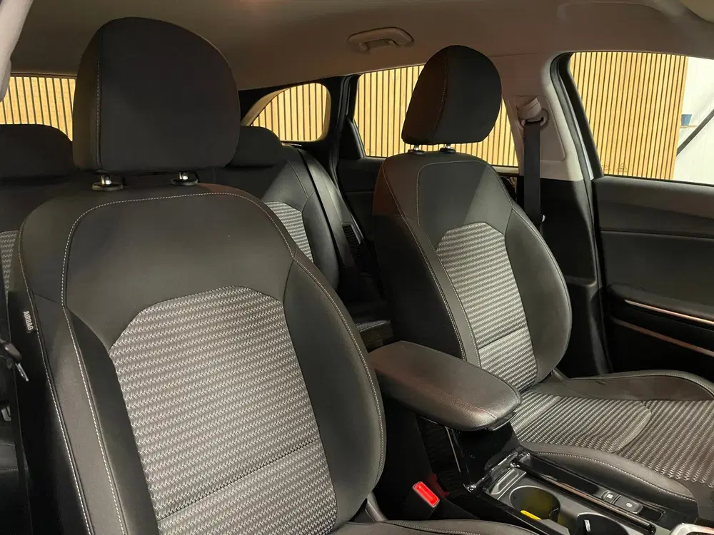 Kia Ceed 1.6 GDI PHEV DynamicLine uit 2021, foto 8