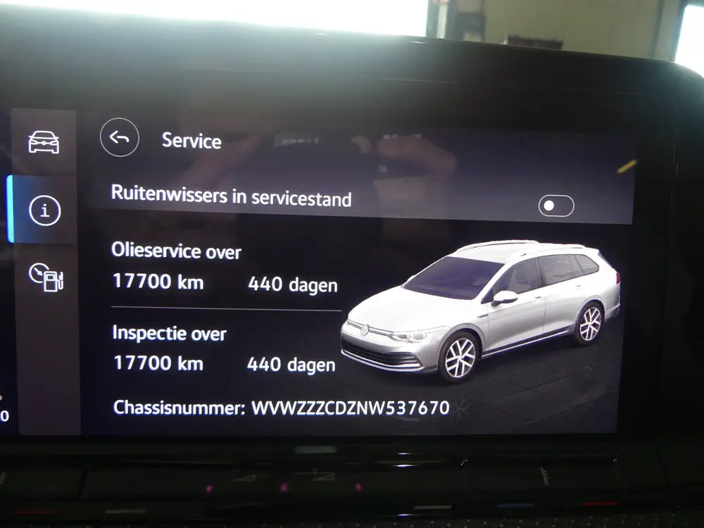 Volkswagen Golf 2.0 TSI R-Line / Trekhaak (bj 2022) uit 2022, foto 18