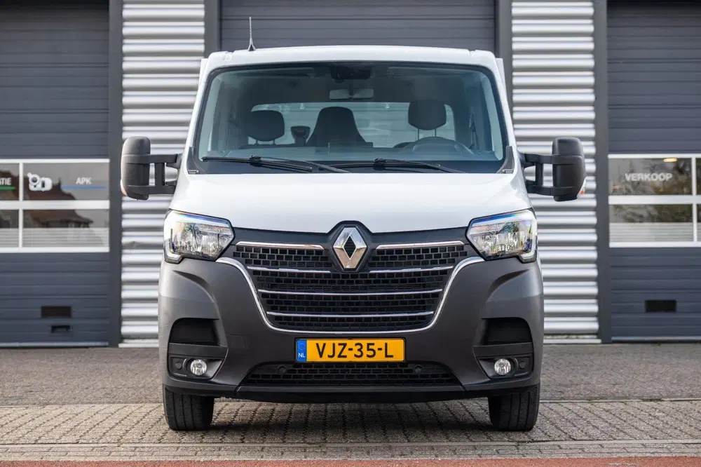 Renault Master uit 2021, foto 2