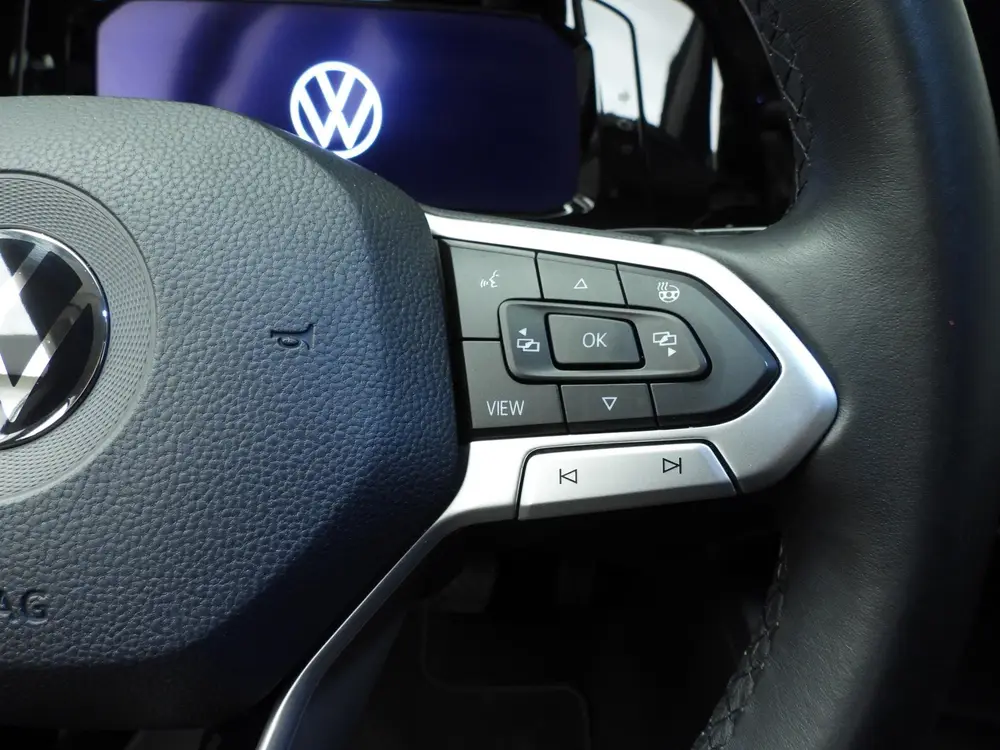 Volkswagen Golf 1.0 eTSI Life Business dealer onderhouden | uit 2021, foto 15