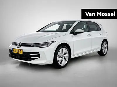 Volkswagen Golf 1.5 TSI Life Edition 116 PK | Trekhaak | Ele uit 2026