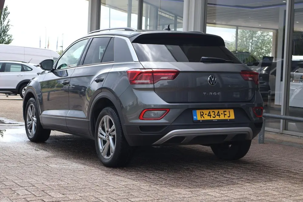 Volkswagen T-Roc 1.0 TSI 110pk Life 75 Edition | Camera | Ad uit 2022, foto 12
