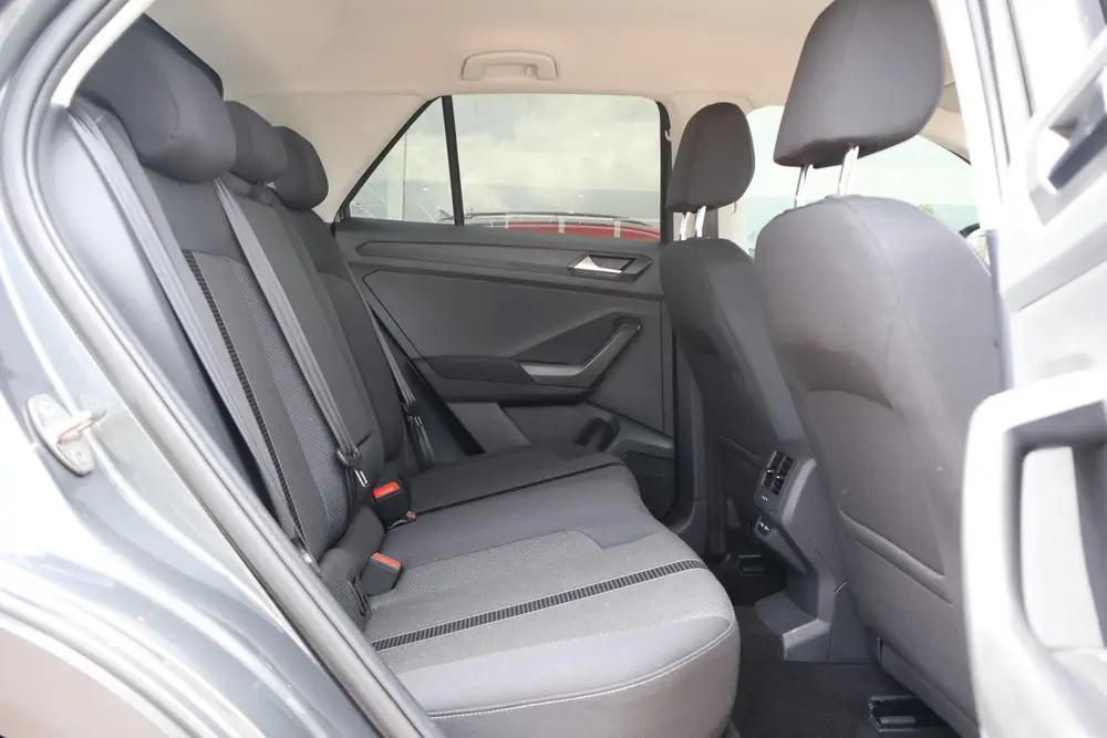 Volkswagen T-Roc 1.0 TSI 110pk Life 75 Edition | Camera | Ad uit 2022, foto 16