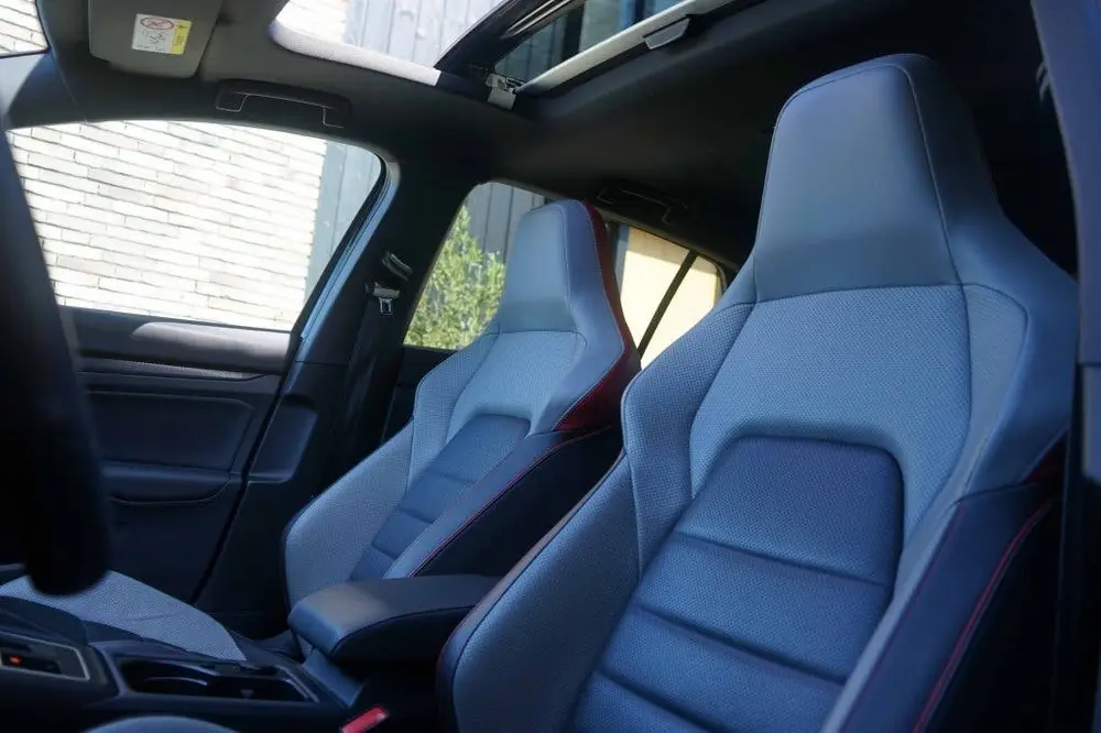 Volkswagen Golf 8 GTI Pano/HarmannKardon/Memory/Stoelventila uit 2020, foto 12