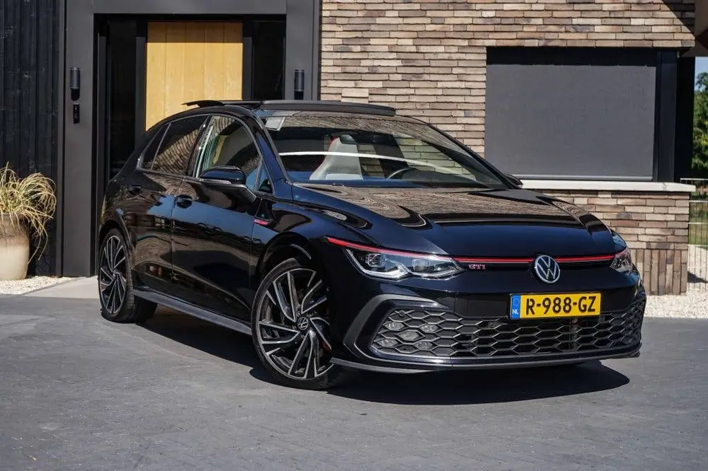 Volkswagen Golf 8 GTI Pano/HarmannKardon/Memory/Stoelventila uit 2020, foto 2