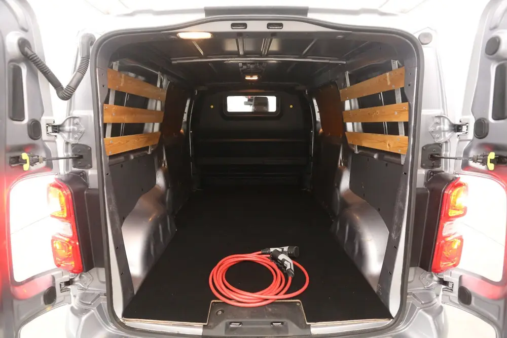 Fiat Scudo Opel Vivaro-e 75 kWh L2H1 Innovation uit 2021, foto 3