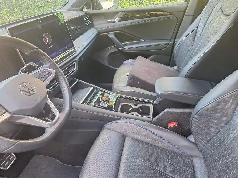 Volkswagen Tiguan 1.5 Etsi 150pk Dsg-7 2024 Zwart uit 2024, foto 14