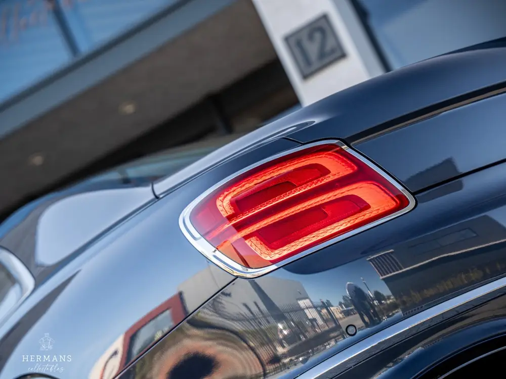 Bentley Flying Spur 6.0 W12 First Edition / NAIM / Rotating uit 2019, foto 11