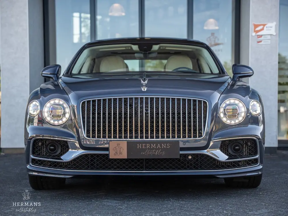 Bentley Flying Spur 6.0 W12 First Edition / NAIM / Rotating uit 2019, foto 4