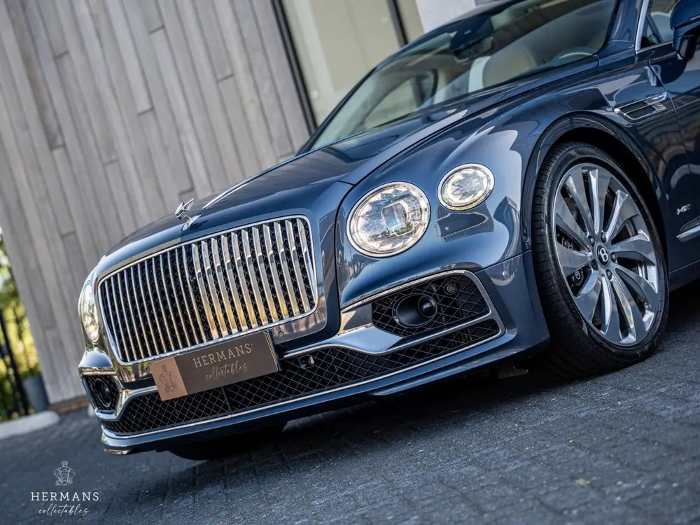 Bentley Flying Spur 6.0 W12 First Edition / NAIM / Rotating uit 2019, foto 5