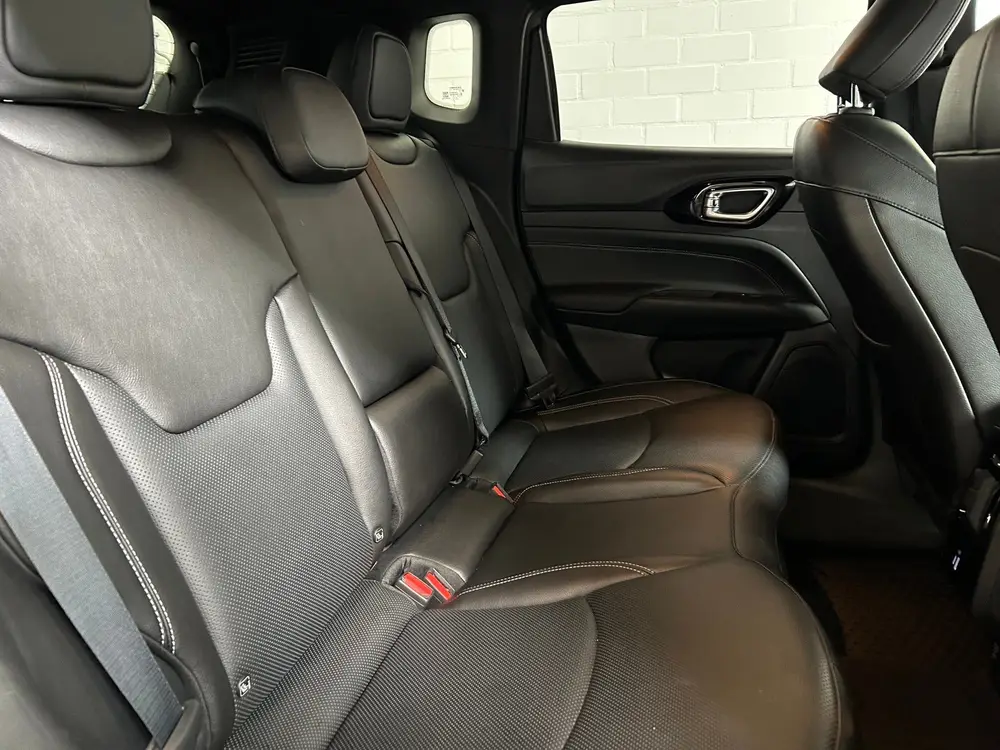 Jeep Compass 4xe 240 Plug-in Hybrid S versie uit 2021, foto 13