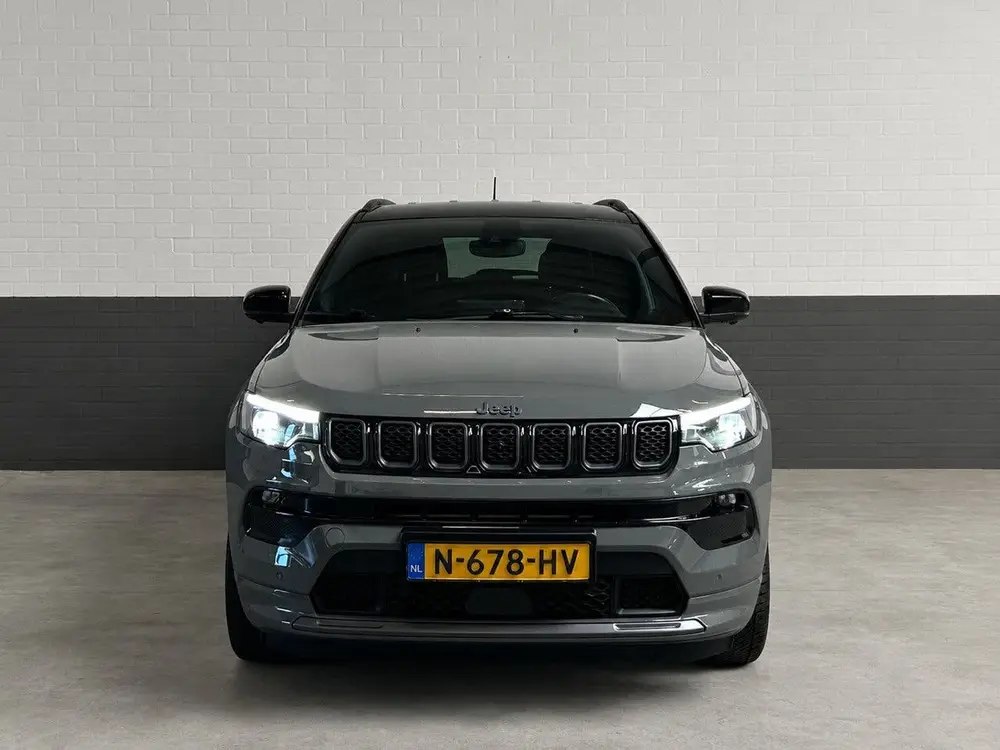 Jeep Compass 4xe 240 Plug-in Hybrid S versie uit 2021, foto 3