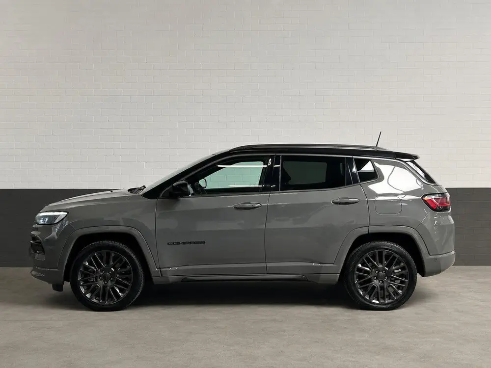 Jeep Compass 4xe 240 Plug-in Hybrid S versie uit 2021, foto 5