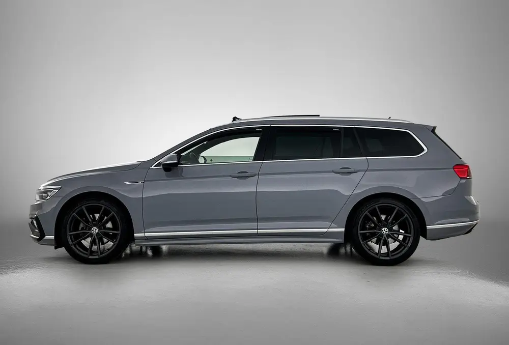 Volkswagen Passat Variant 1.5 TSI R-Line Business | 150 PK | uit 2023, foto 2