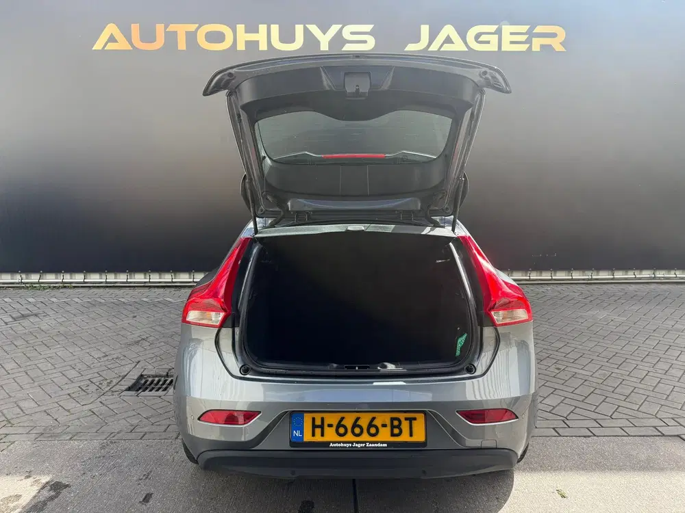 Volvo V40 1.5 T2 Polar+ Sport Automaat Sensoren uit 2020, foto 7