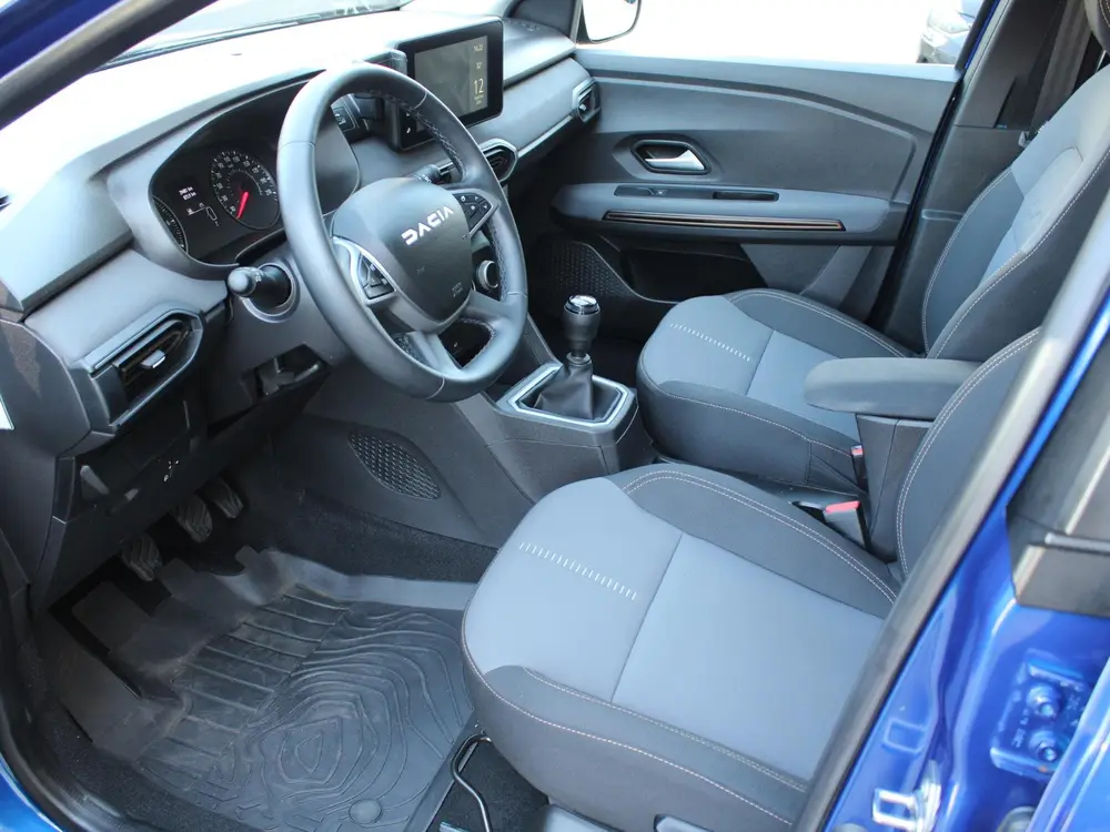 Dacia Sandero 1.0 TCe 110 Extreme uit 2024, foto 2