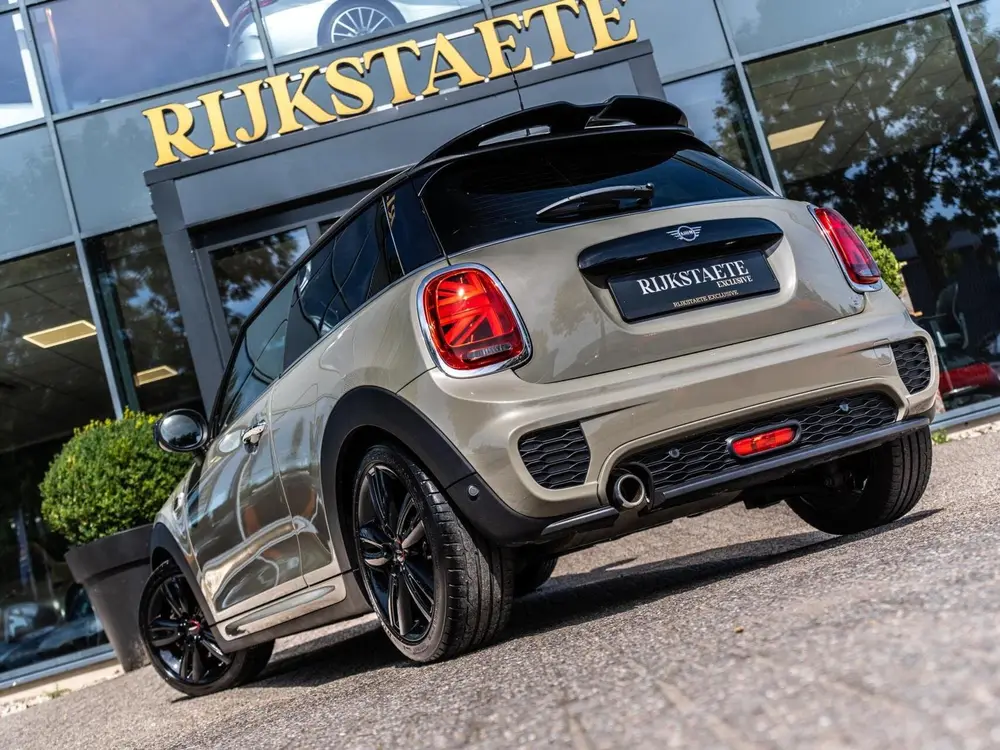 Mini Cooper 1.5 Cooper Chili uit 2019, foto 18