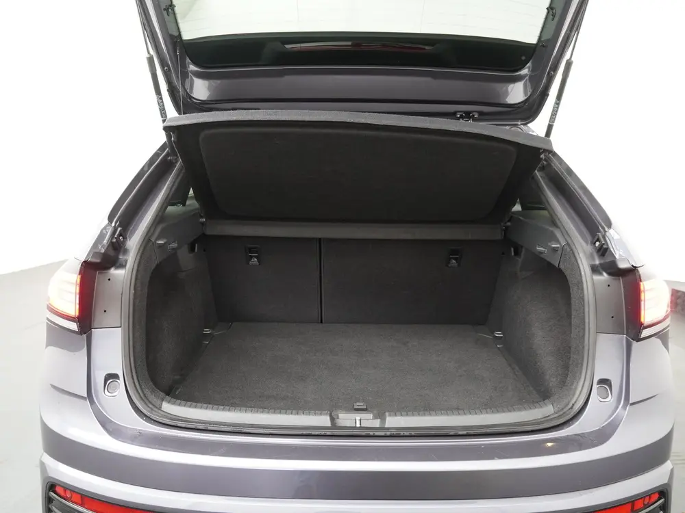 Volkswagen Taigo 150pk TSI R-Line Business DSG | Camera | Ad uit 2022, foto 9