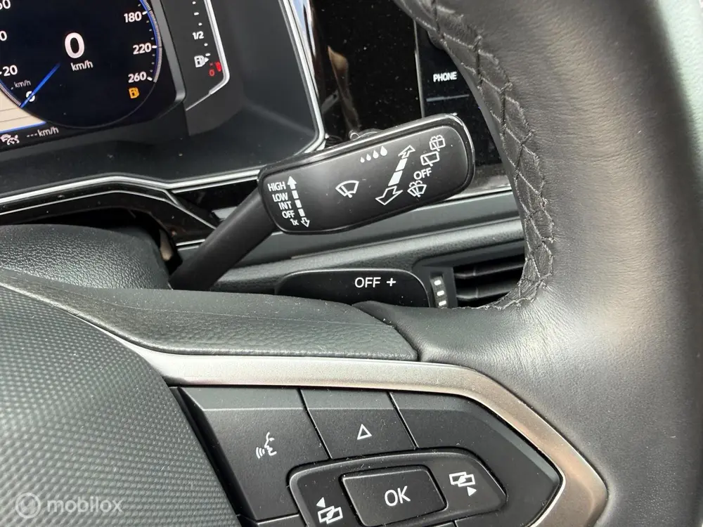 Volkswagen Taigo 1.0 TSI R-Line Business / CarPlay / Camera uit 2024, foto 17
