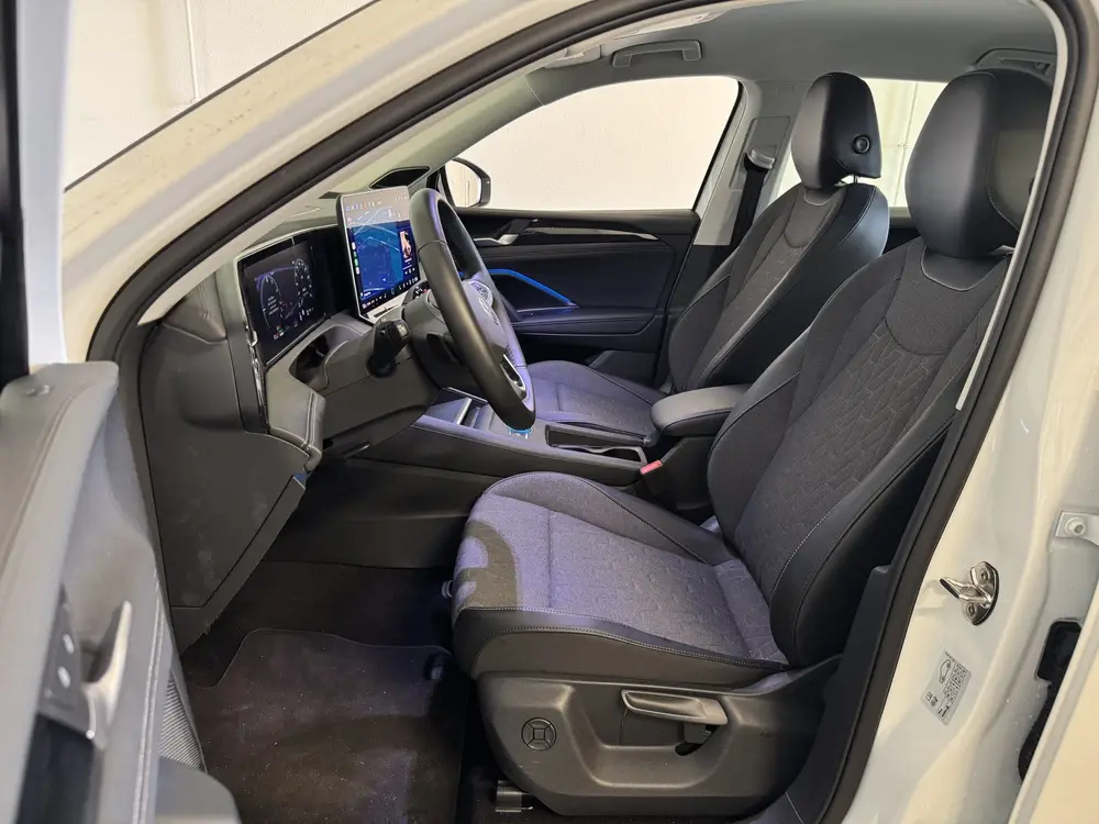 Volkswagen Tiguan 1.5 TSI 204PK eHybrid DSG LIFE 360°CAMERA uit 2025, foto 20