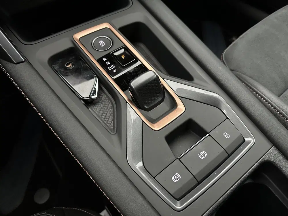 Cupra Leon 1.5 eTSI Business Plus uit 2025, foto 17