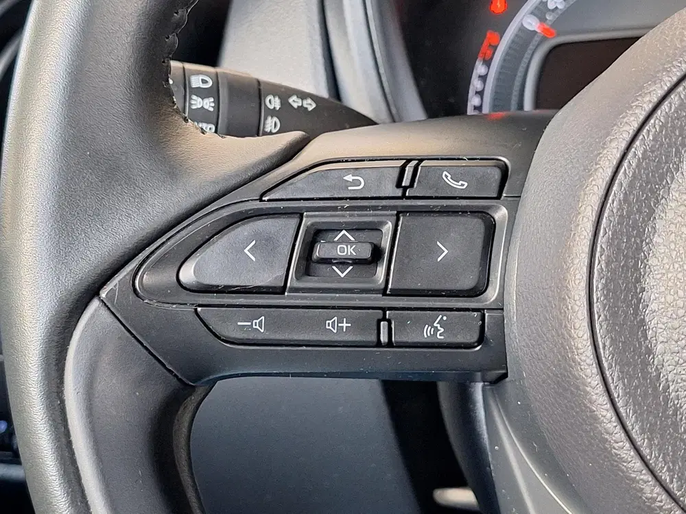 Toyota Aygo X 1.0 VVT-i Play ADAPTIVE CRUISE LMV CAMERA uit 2022, foto 9