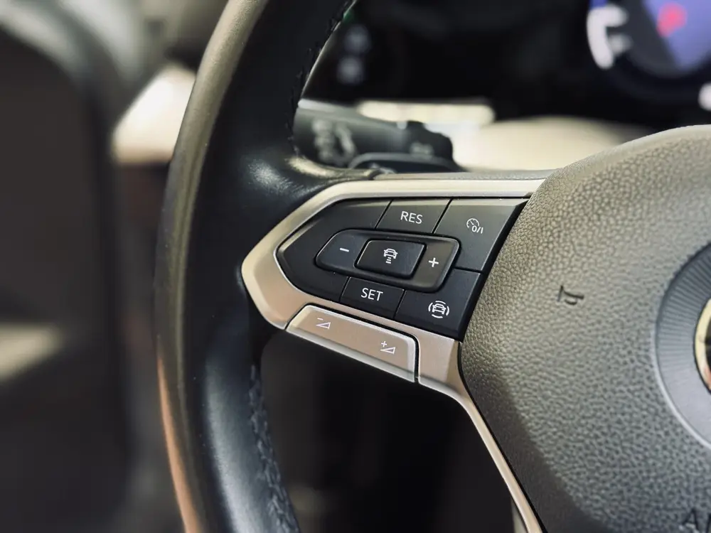Volkswagen Golf 1.5 eTSI | Panorama | Memory | IQ | HK Audio uit 2020, foto 16