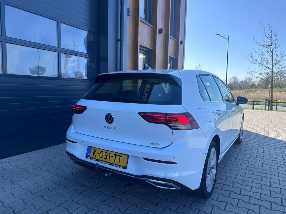 Volkswagen Golf 1.5 eTSI Style automaat l head up l camera uit 2021, foto 4