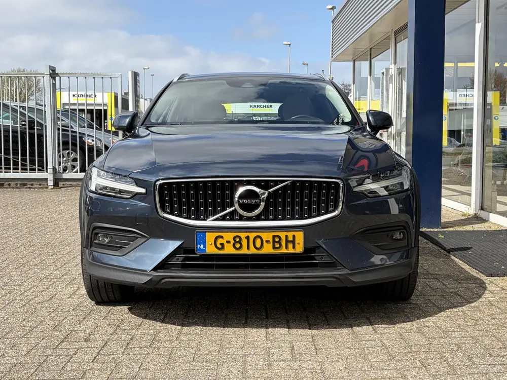 Volvo V60 2.0 D4 AWD Intro Edition / Polestar uit 2019, foto 5