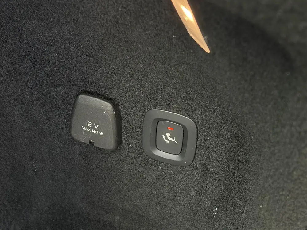 Volvo V60 2.0 D4 AWD Intro Edition / Polestar uit 2019, foto 8