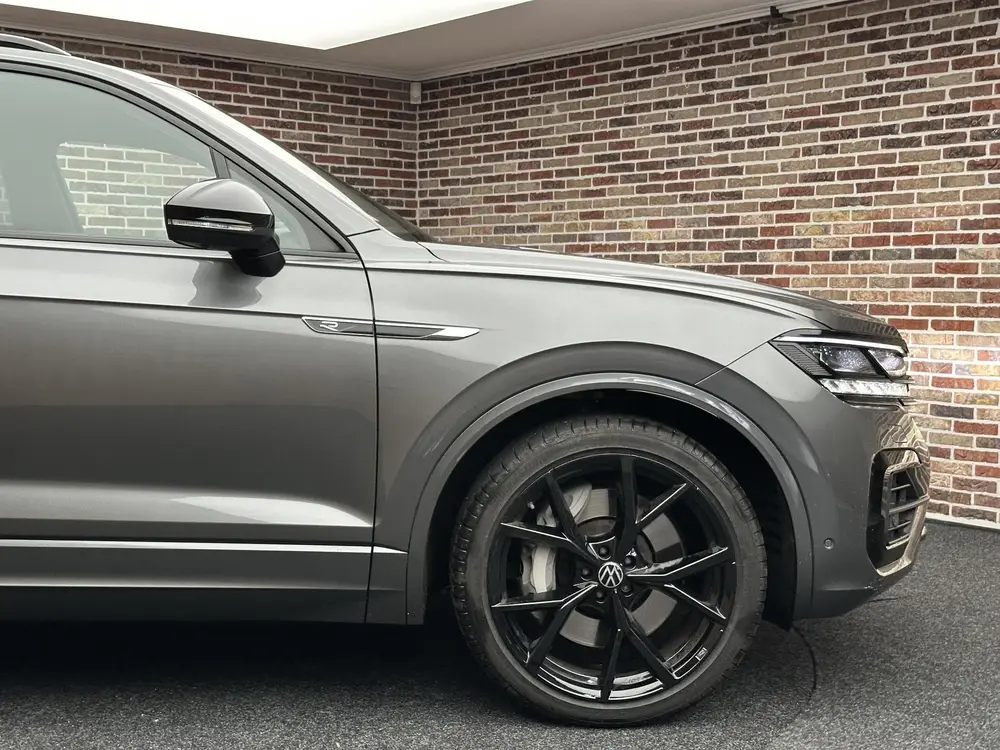 Volkswagen Touareg R 3.0 TSi 4MOTION | Puglia| Dak| Massage| uit 2021, foto 8