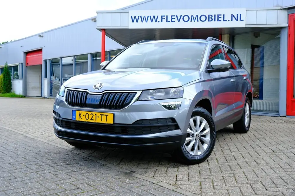 Skoda Karoq 1.0 TSI Business Edition Navi|Adapt.Cruise|1e Ei uit 2021