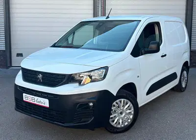 Peugeot Partner 1.2 PureTech Premium Airco Navi Cruise Pdc uit 2022