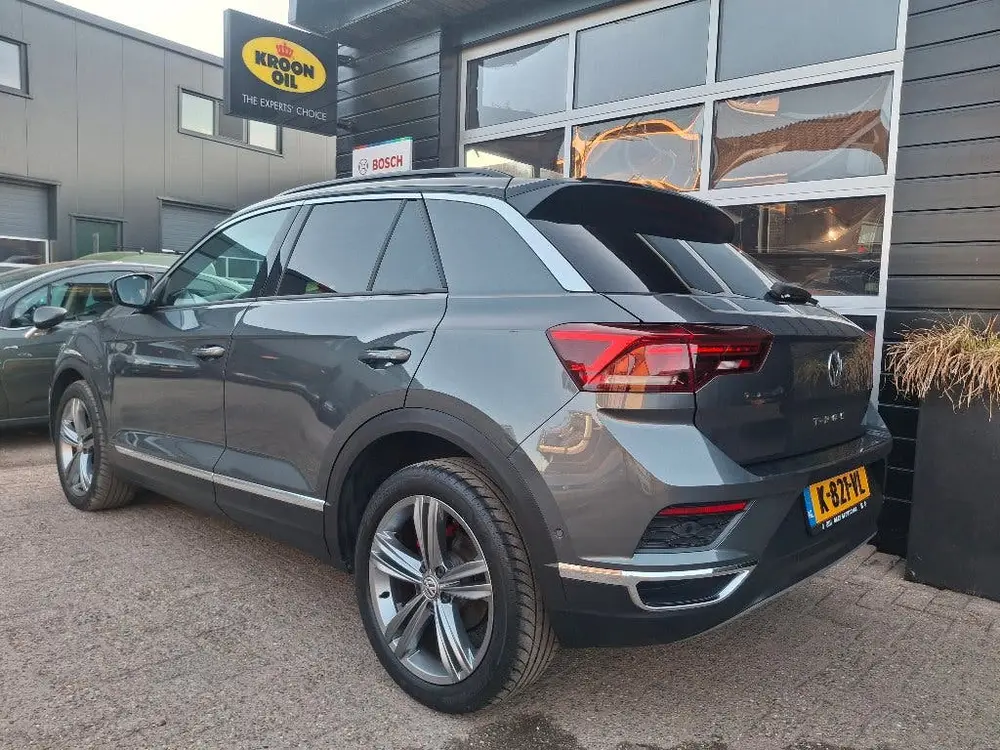 Volkswagen T-Roc 1.5 TSI 150pk DSG uit 2019, foto 2