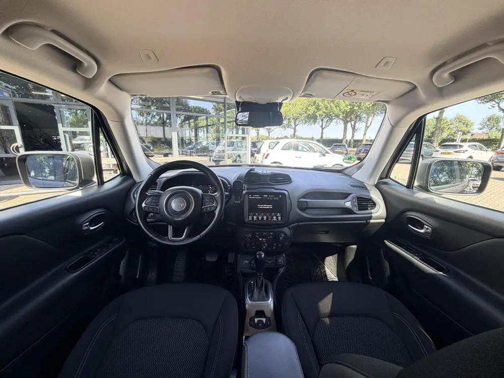 Jeep Renegade 1.3T 4WD Limited | Automaat | Facelift | Stoel uit 2019, foto 17