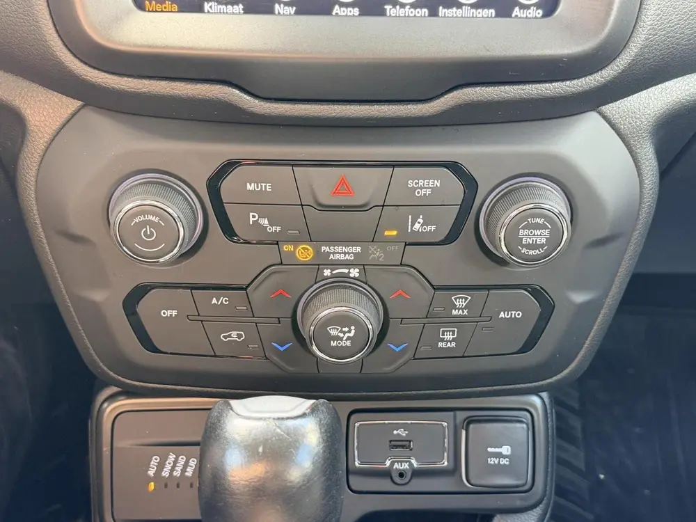 Jeep Renegade 1.3T 4WD Limited | Automaat | Facelift | Stoel uit 2019, foto 18