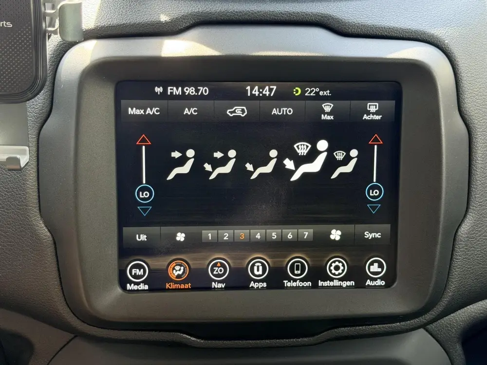 Jeep Renegade 1.3T 4WD Limited | Automaat | Facelift | Stoel uit 2019, foto 20