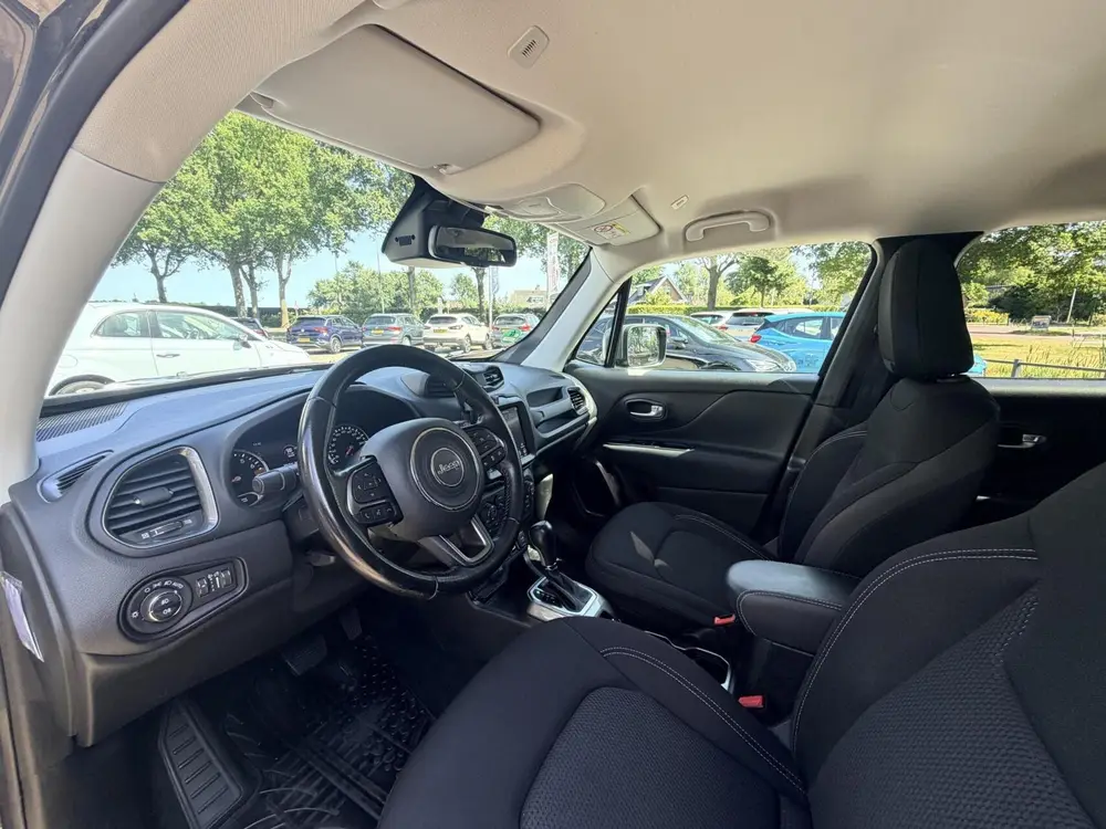 Jeep Renegade 1.3T 4WD Limited | Automaat | Facelift | Stoel uit 2019, foto 3
