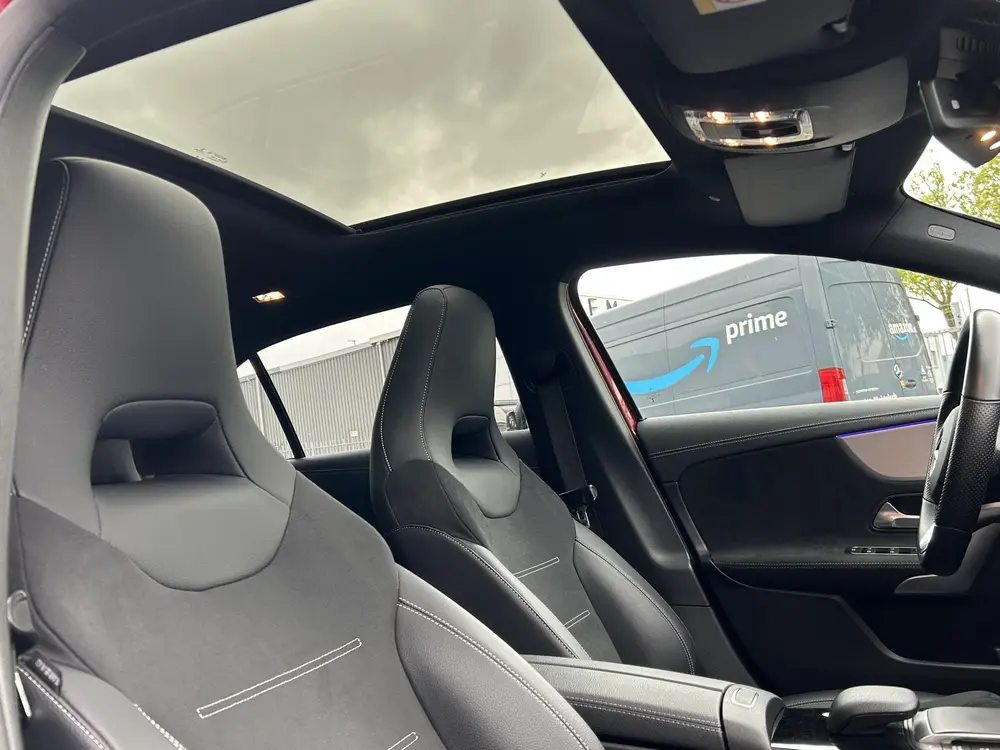 Mercedes-Benz A-Klasse 180 AMG uit 2021, foto 6